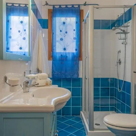 Stunning Bouganvillage Bedroom Numn1315 Танаунелла
